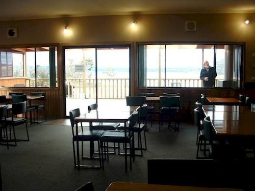 Great Lake Hotel Liawenee Extérieur photo